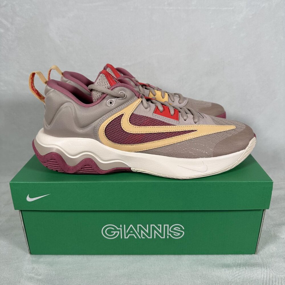 Nike Giannis Immortality 3 Athletic Shoes Men Size 11 Lace-Up DZ7533-200 NWB - Picture 2 of 9
